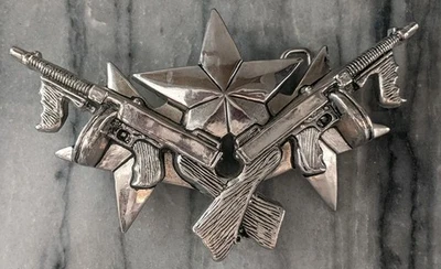 Star & Guns Armas de Fuego Tommy Gun Sub Máquinas Plateado Cromo Hebilla de Cinturón ¿Tema Candente? Foto 1 de 4