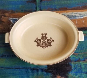 1 cazuela para servir vintage con mango ovalado patrón Pfaltzgraff Village  - Imagen 1 de 9