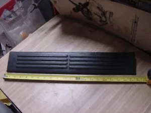 🔥99-06 SILVERADO SIERRA LEFT/RIGHT REAR CREW CAB DOOR SILL SCUFF PLATE TRIM OEM - Picture 1 of 7