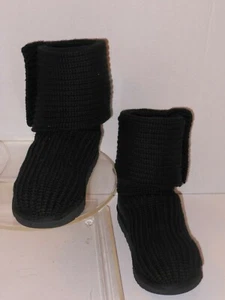 UGG AUSTRALIA BLACK SWEATER SHORT BOOTS SIZE 5 MEDIUM - Picture 1 of 7