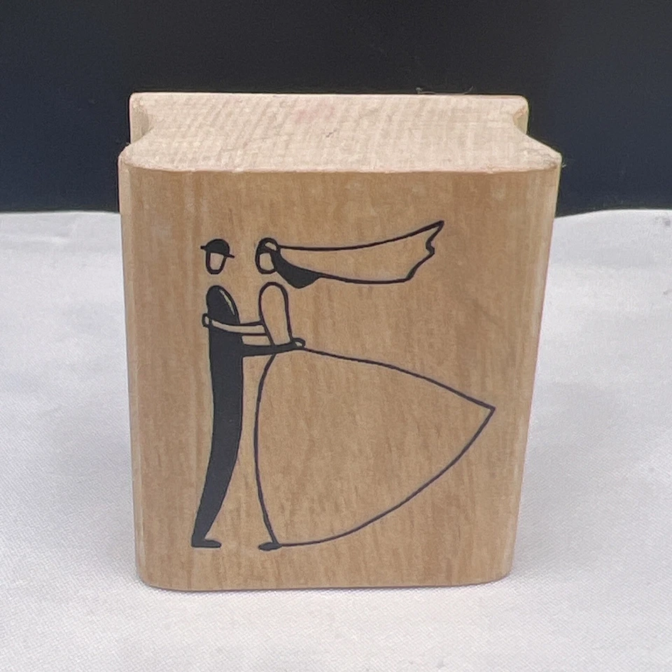 Estampillas de goma de novia y novio A Muse ArtStamps 1 1/2"x 1 3/4" Foto 1 de 4