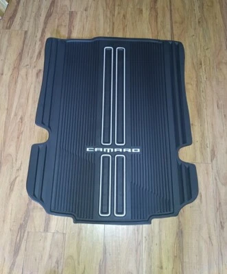 23412235 Alfombrilla de carga genuina GM 2016-2024 Chevrolet Camaro para todo tipo de clima Foto 1 de 4