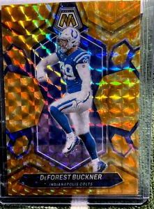2024 PANINI MOSAIC YELLOW MOSAIC PRIZM 97 DeFOREST BUCKNER COLTS - Picture 1 of 2