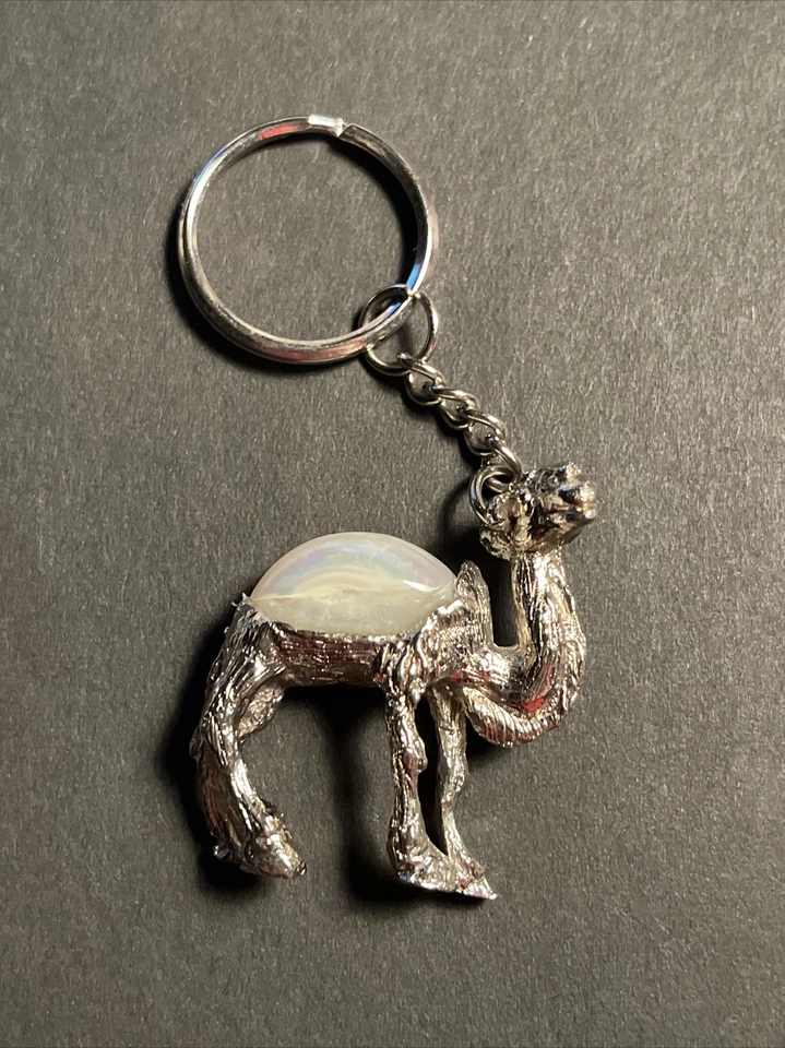 Camel Single shell Hump,Silver color metal Pendant Keychain Gift, new - Image 1 of 4