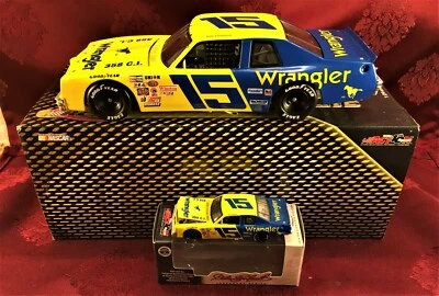 DALE GAINHARDT #15 Wrangler Jeans 1979 RCCA 1/24 Elite Car 1/64 HO Car Dcast SET - Imagem 1 de 4