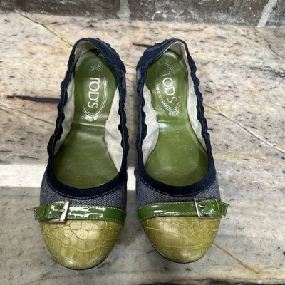 Usados en Excelente Condición Tods Ballet Pisos/Mocs de Conducción Talla Para Mujer’s 8 Cuero, Gamuza y Denim Foto 1 de 4