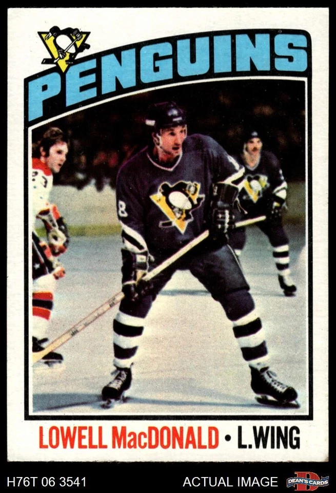 1976 Topps #33 Lowell MacDonald Penguins 4.5 - VG/EX+ - Image 1 of 1
