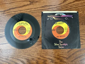 The BEATLES 45RPM Vinyl Records Eleanor Rigby Yellow Submarine I'll Cry Instead - Picture 1 of 6