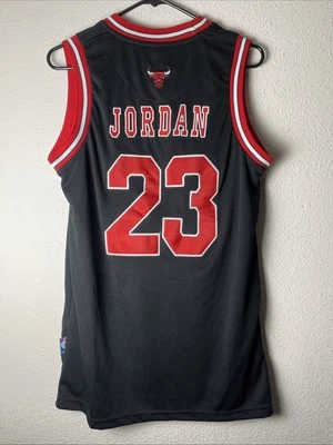 Подлинная футболка Майкла Джордана No23 Chicago Bulls Nike NBA черная размер L - Изображение 1 из 4