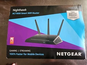 Netgear Nighthawk AC1900 Inteligentny dwuzakresowy router gigabitowy Wi-Fi R7000 - Zdjęcie 1 z 7