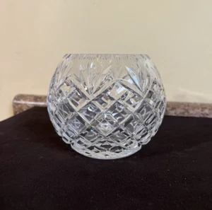 Rose Bowl Hand Cut 24% Lead Crystal Round Pineapple Design Motif Made in Poland - Picture 1 of 8