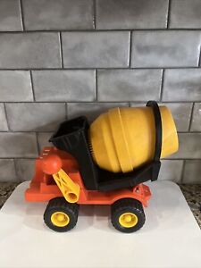 Vintage Fisher Price Cement Mixer Dump Truck #315 with Workers & Tools