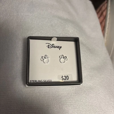 Pendientes Minnie de plata de ley DISNEY con respaldo de acero quirúrgico - Nuevos en caja Foto 1 de 3