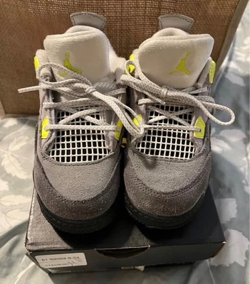 AIR JORDAN 4 Retro Se Cool Gris/Volt Gris Lobo Talla 9c Niño Talla Foto 1 de 4