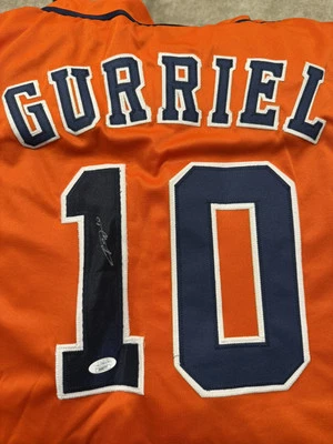 Camiseta firmada Yulieski "Yuli" Gurriel #10 de los Astros de Houston Foto 1 de 2