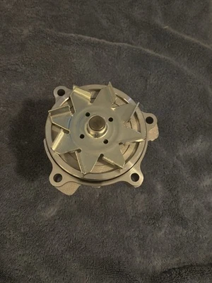 Bomba de água 2007-2008 Ford Expedition 5.4 L V8 gasolina. - Imagem 1 de 4