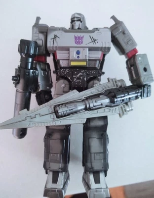 Transformers Netflix War For Cybertron MEGATRON Figure WFC generations  - Image 1 of 4