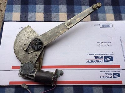 Mopar 1971 fabricante de equipos originales Chrysler New Yorker Newyorker motor de ventana (1) derecho fabricante de equipos originales A+ Foto 1 de 4