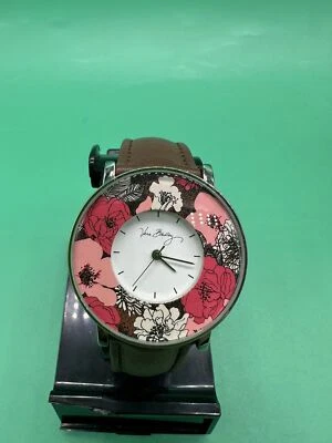 Часы Vera Bradley коричневые розовые с цветочным рисунком круглый серебристый корпус коричневый кожаный ремешок - Изображение 1 из 4