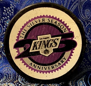 PUCK LOS ANGELES KINGS THE SILVER SEASON 25ème ANNIVERSAIRE - Photo 1/3