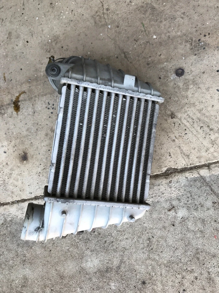 Audi TT 2003 intercooler delantero derecho Mtd MK1 00-05 OEM 8N0 145 803 A Foto 1 de 1