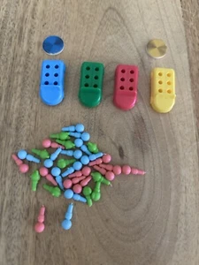 Das Spiel des Lebens mit Haustieren Ersatzteile 4 Autos 32 Personen/Haustiere/Heringe - Bild 1 von 4