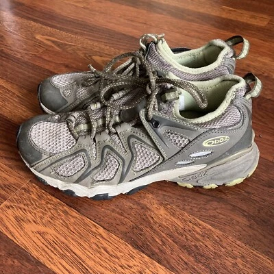 OBOZ Low Gray Hiking Trail Women's Shoes US 9 - Image 1 of 4