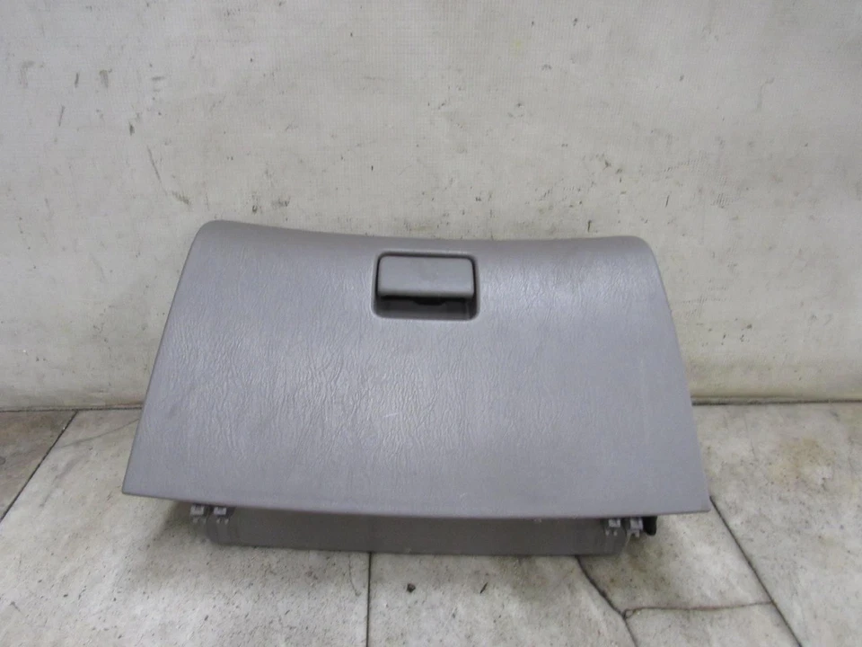 GLOVE BOX 03 04 05 06 07 08 TOYOTA COROLLA - Image 1 of 4