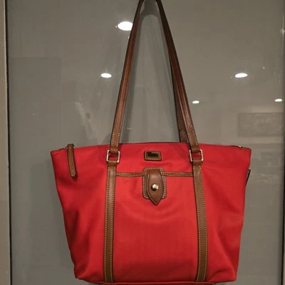 DOONEY & BOURKE Rojo Wayfarer Nylon Cremallera Bolso de Hombro Marrón Borde de Cuero Foto 1 de 4