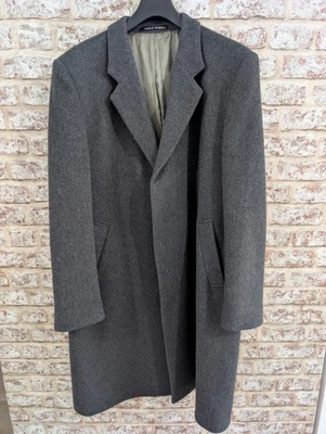 Finesse Wool and Cashmere Overcoat. Mens Large to Extra Large. Grey - Image 1 of 4