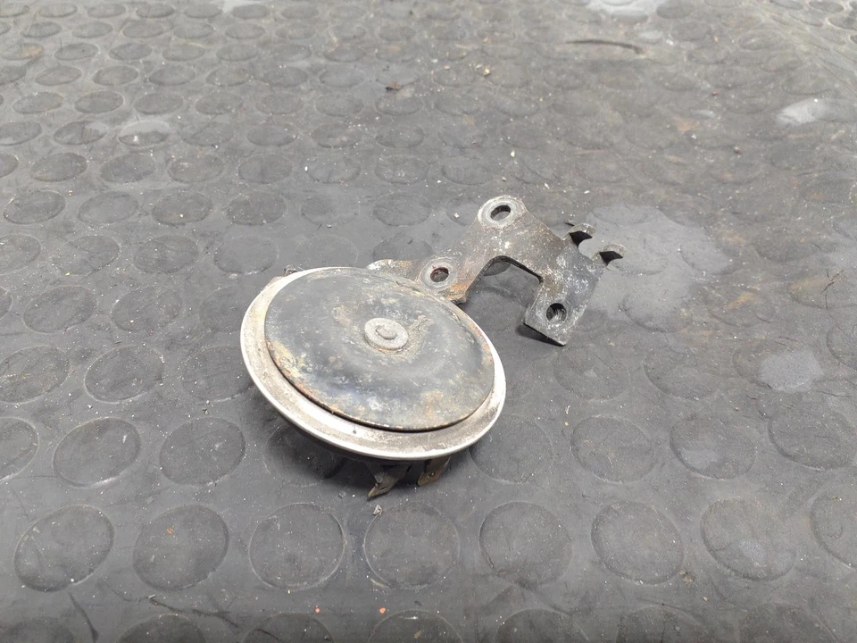 Bocina Yamaha YZF R1 2009-2014  Foto 1 de 4