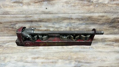 Vintage Reed No71 Manual Ratcheting Pipe Threader With Dies - Image 1 of 4