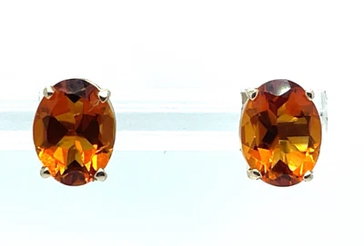 Aretes de oro amarillo de 14k ovalados de 8x6 mm Madeira citrino 1,2 gramos Foto 1 de 4