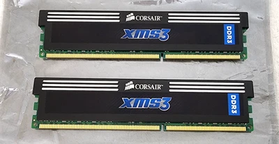 Two (2) Corsair XMS3 DDR3 SDRAM CMX32GX3M4A1600C11 8GB per Stick (4X8GB) Memory - Image 1 of 4