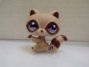 Littlest Pet Shop~#1409~Raccoon~Beige Tan Brown~Purple Dot Eyes - Picture 1 of 3