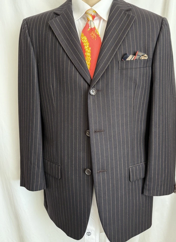 Men’s Gucci Two PCs Suit, Sz38, 100% Wool - Image 1 of 4