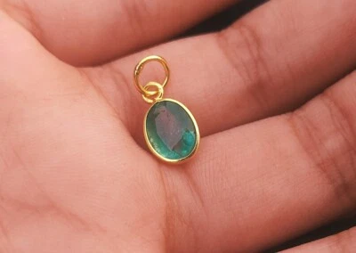 Colgante con dije de oro de 18 quilates esmeralda natural - joyería fina de oro macizo de 18 quilates "SLC0045" Foto 1 de 4