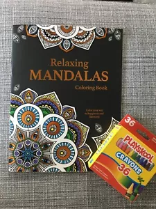 RELAXING MANDALAS COLORING BOOK NEW ADULT DREAMS ART PEACEFUL CREATIVE & CRAYONS - Picture 1 of 12