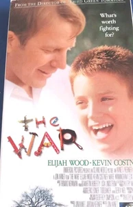 The War VHS VCR Pre-owned Kevin Costner - Imagen 1 de 4