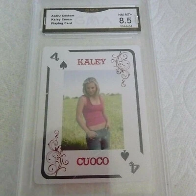KALEY CUOCO PENNY THE BIG BANG THEORY FRENCH STYLE PLAYING CARD 4S GRADED 8.5 - Image 1 of 2