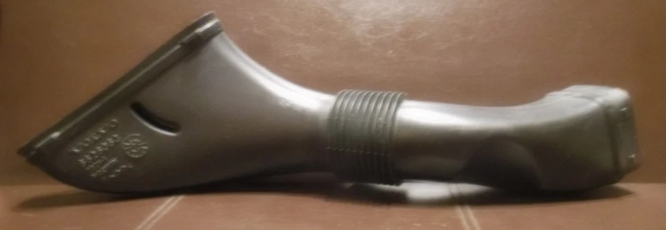 Volvo S80 2004 2,5 L turbo - conducto de entrada de aire - pieza original OEM Volvo 8626060 Foto 1 de 4