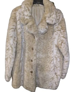 Women's Vintage Tudor Court Faux Fur Button Down Winter Coat Sz XL - Picture 1 of 9