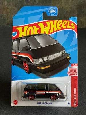 Hot Wheels Target Red Edition = Toyota Van 1986 en negro Foto 1 de 4