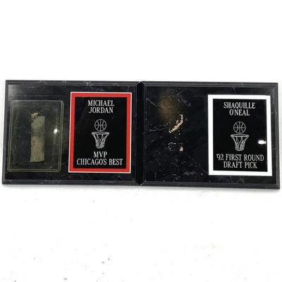 2 placas de pared de 6" x 8" con placas de nombre para Michael Jordan y Shaquille O'Neal Foto 1 de 4