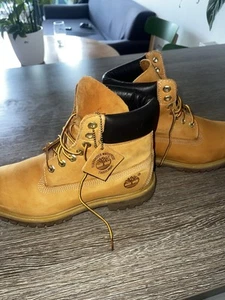 Timberland Boots Men's UK Size 8 Tan Wheat Brown Nubuck Leather Waterproof - Picture 1 of 5