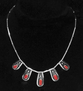 OLD SIGNED Navajo 925 Silver Coral Shadowbox Pendants Beaded Necklace 15" - 17" - Picture 1 of 10