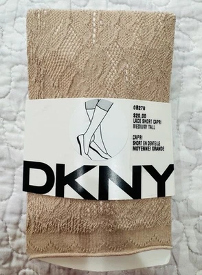 Capri corto de encaje DKNY Foto 1 de 4