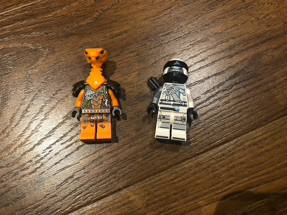 Lego Ninjago Cobra minifigura mecânica de 71762 + njo458 Zane caçado - Imagem 1 de 1