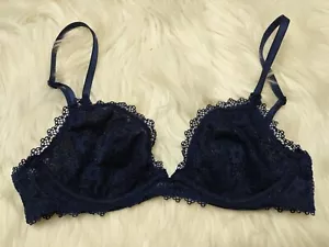 Sujetador Victoria's Secret Bralette XS Azul Marino Encaje Encaje SEXY Bajo Alambre Sin Acolchar Usado En Excelente Condición - Imagen 1 de 9