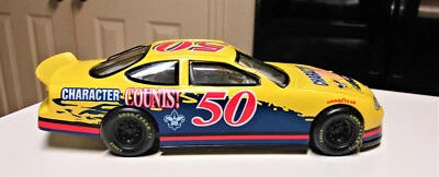 Carro Hot Wheels Pro Racing #50 Boy Scouts de metal fundido 1:24 - Imagem 1 de 4